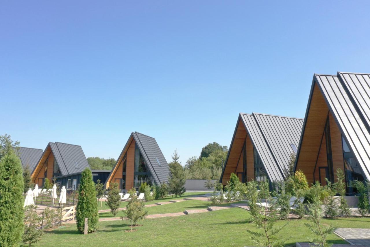 Freskia Resort Ferizaj Luaran gambar